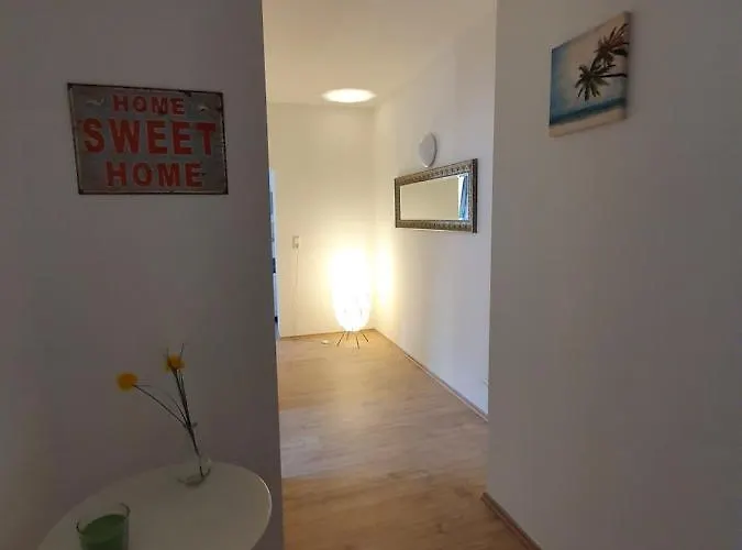 Eddy's Vegas Apartament *